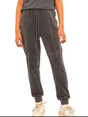Fear of God Essentials Velour Jogger Pants Brown XXS NWT Logo Drawstring Lounge